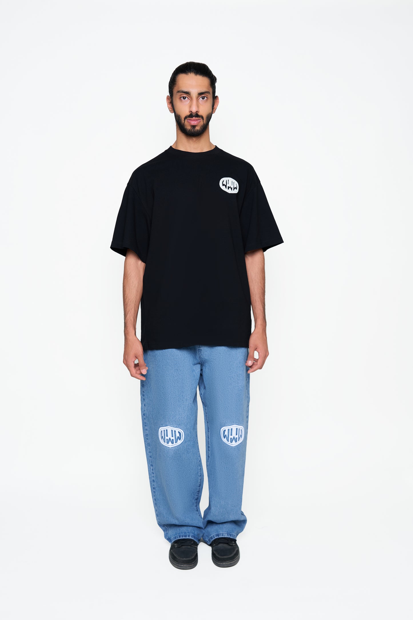 LA VIE - BLACK - TSHIRT