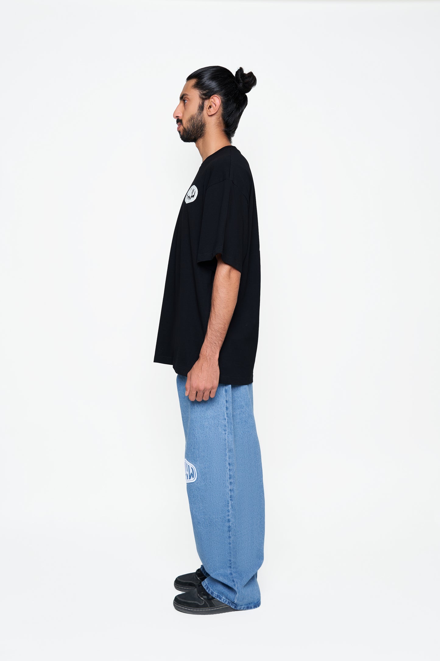 LA VIE - BLACK - TSHIRT