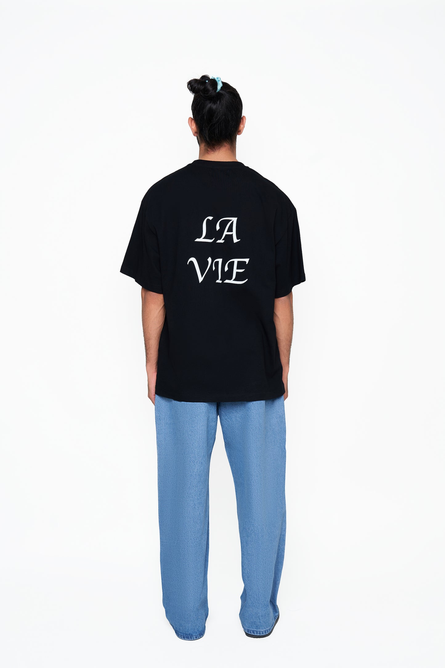 LA VIE - BLACK - TSHIRT