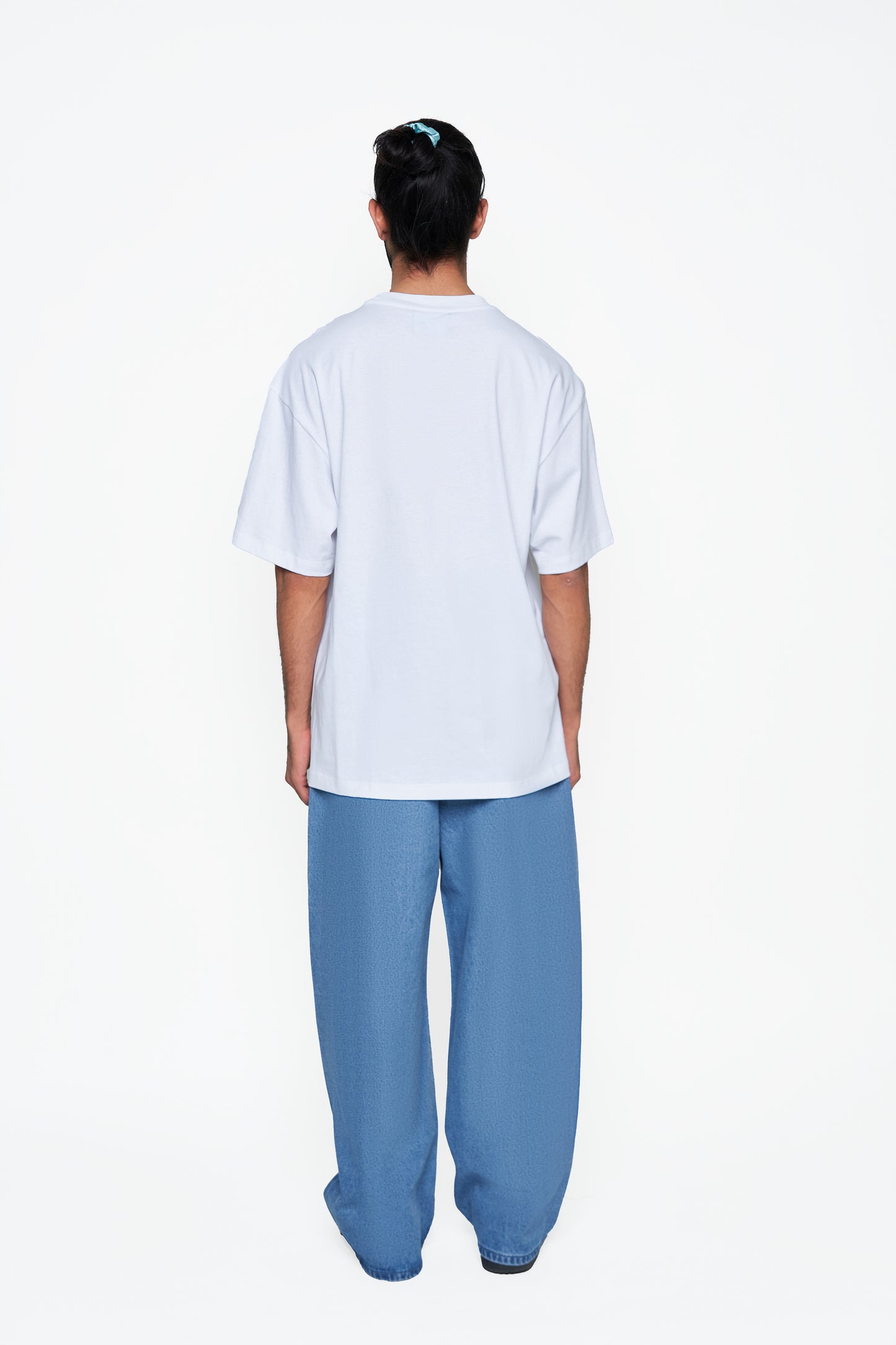 THE WEIRD ORANGE - WHITE - TSHIRT